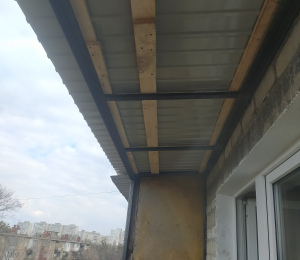 Установка крыши балкона цена