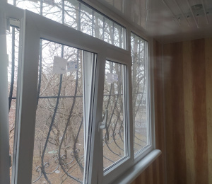 Засклення балконів Харків