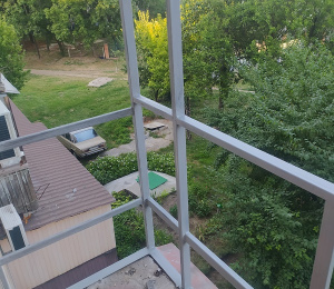 Металевий каркас для балкону